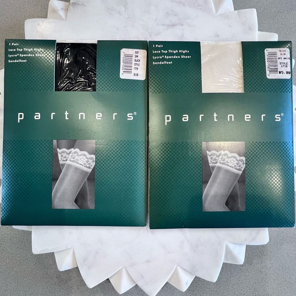 Vintage Partners Lace Top Thigh Highs Lycra Spandex Sheer Sandlefoot S/M Set